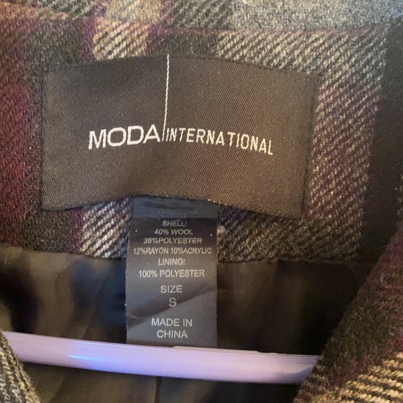 Vintage Peacoat - Picture 2 of 2